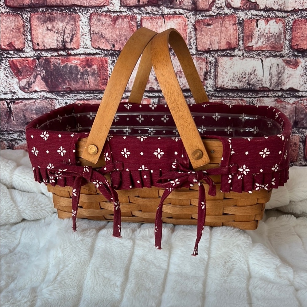 Longaberger Basket with Red Liner and Insert